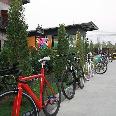 The Bike Loft Family Hostel HHQ Exteriör bild