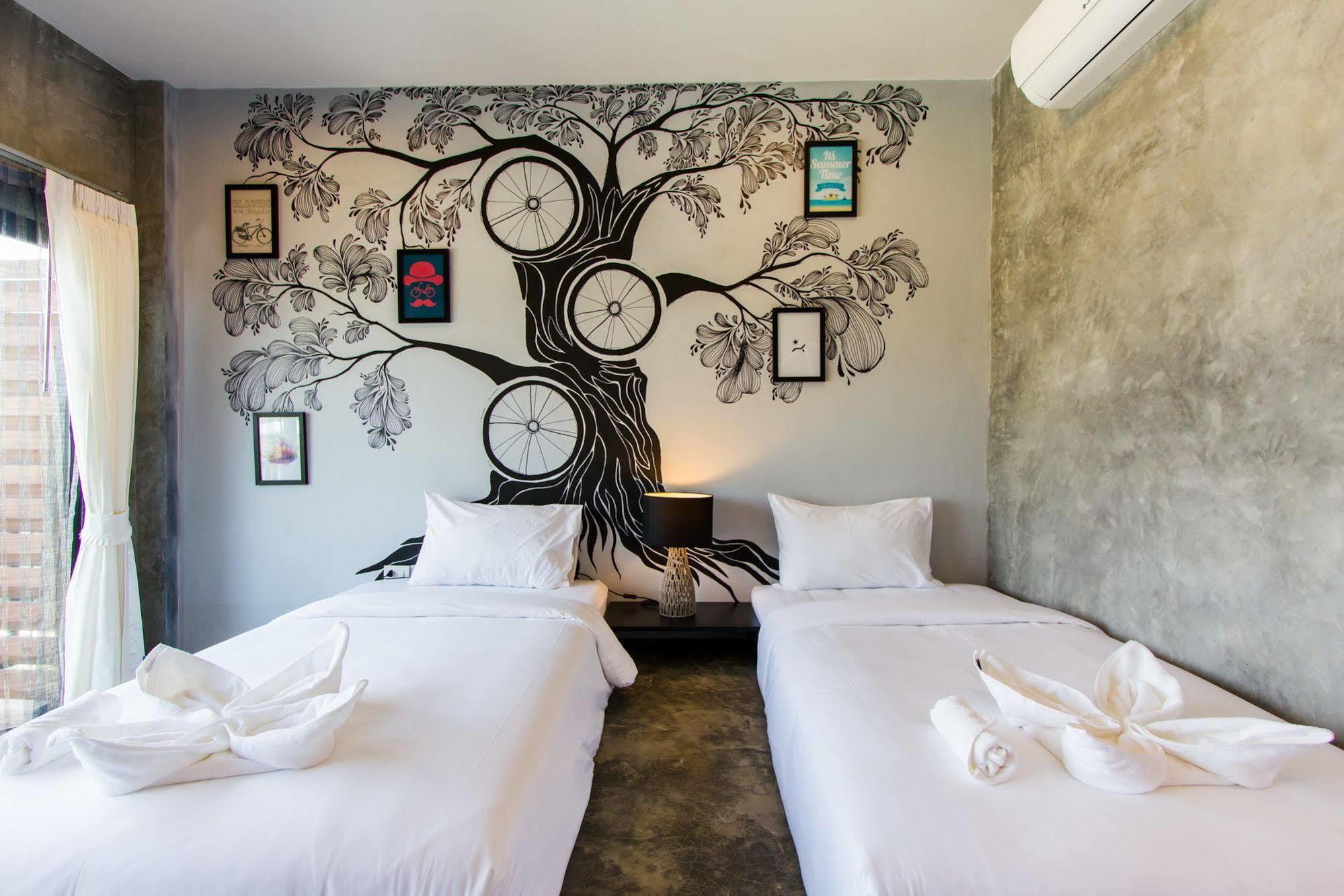 The Bike Loft Family Hostel HHQ Exteriör bild